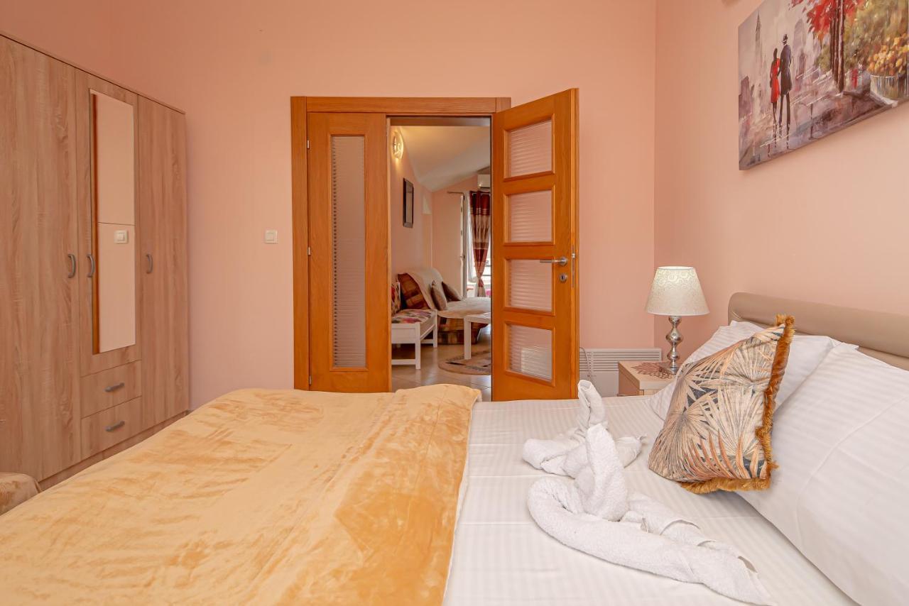 Fairytale 1 And 2 Apartment Budva Ngoại thất bức ảnh